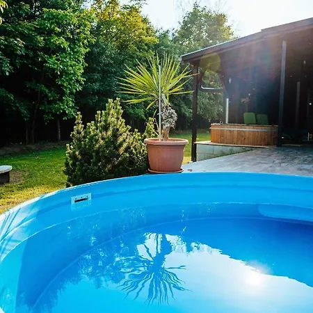 Tatorjan Vendeghaz Prázdninový dům *