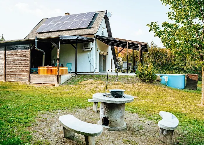 Nyaraló Tátorján *