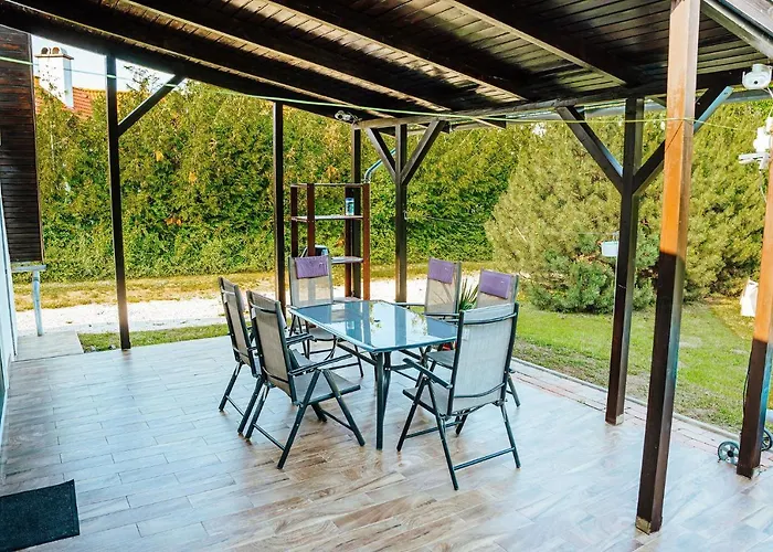 Tatorjan Vendeghaz * Balatonkenese