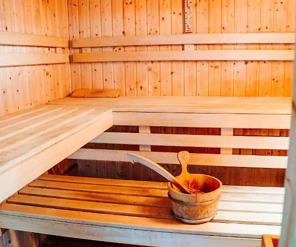 Dom wakacyjny Tatorjan Vendeghaz Balatonkenese